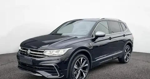 Used VOLKSWAGEN TIGUAN Petrol 2022 Ad 