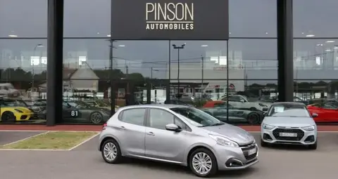 Used PEUGEOT 208 Petrol 2019 Ad 