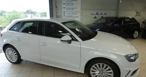 Annonce AUDI A3 Essence 2015 d'occasion 