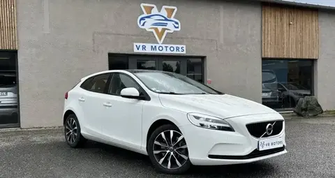 Annonce VOLVO V40 Essence 2018 d'occasion 