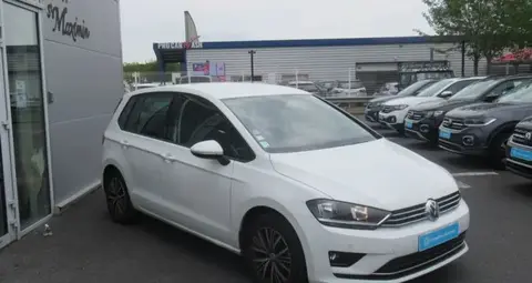 Used VOLKSWAGEN GOLF Petrol 2016 Ad 