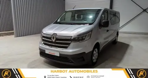 Used RENAULT TRAFIC Diesel 2021 Ad 