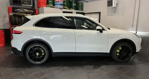 Used PORSCHE CAYENNE Hybrid 2019 Ad 