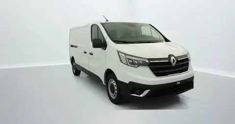 Used RENAULT TRAFIC Diesel 2024 Ad 