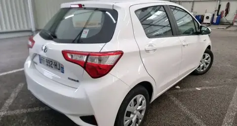 Used TOYOTA YARIS Hybrid 2019 Ad 