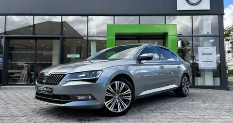 Annonce SKODA SUPERB Essence 2018 d'occasion 