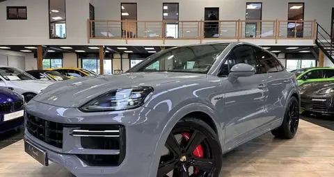 Used PORSCHE CAYENNE Hybrid 2024 Ad 