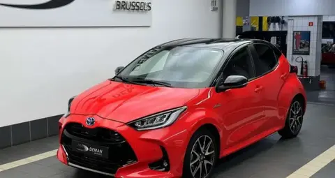 Used TOYOTA YARIS Hybrid 2020 Ad 