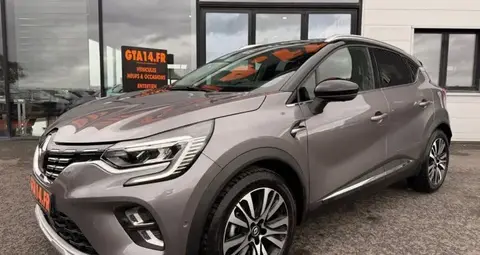 Used RENAULT CAPTUR Hybrid 2023 Ad 