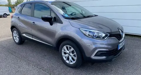 Used RENAULT CAPTUR Petrol 2019 Ad 