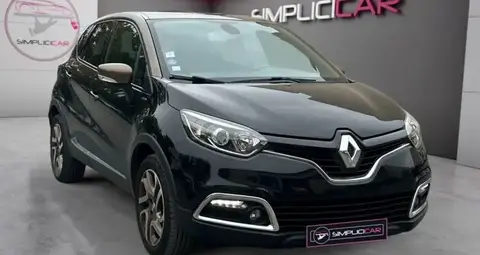 Used RENAULT CAPTUR Petrol 2015 Ad 