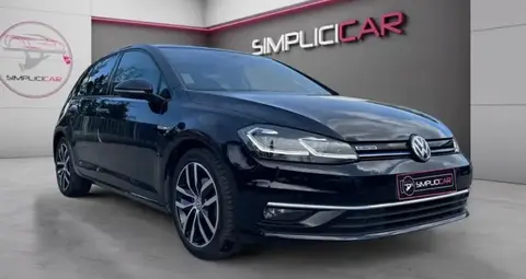 Used VOLKSWAGEN GOLF Petrol 2018 Ad 