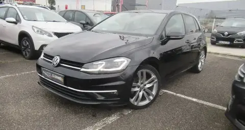 Used VOLKSWAGEN GOLF Petrol 2017 Ad 