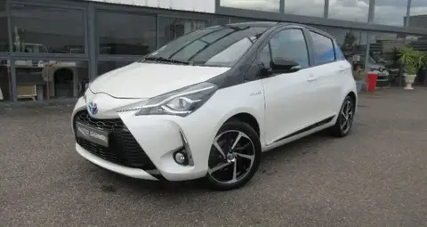 Used TOYOTA YARIS Hybrid 2019 Ad 