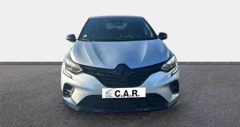 Used RENAULT CAPTUR Hybrid 2022 Ad 