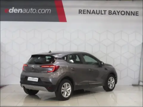 Used RENAULT CAPTUR Hybrid 2023 Ad 