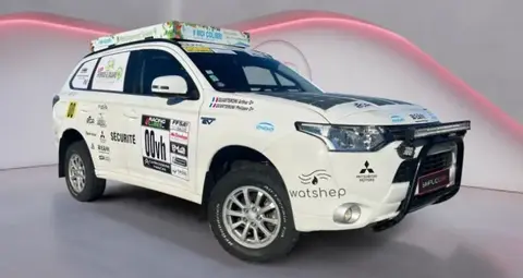 Annonce MITSUBISHI OUTLANDER Hybride 2015 d'occasion 