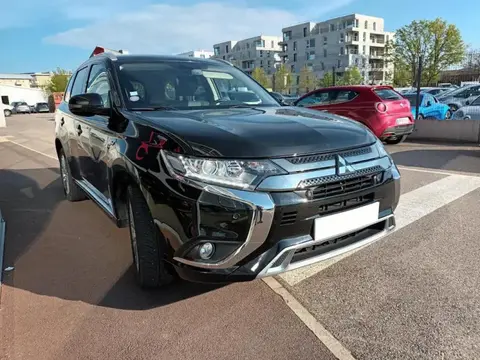 Annonce MITSUBISHI OUTLANDER Essence 2019 d'occasion 