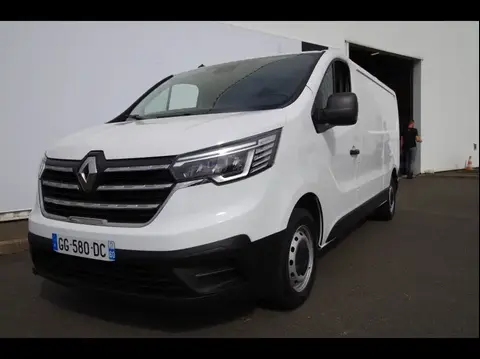 Used RENAULT TRAFIC Diesel 2022 Ad 