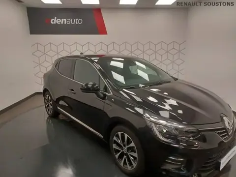 Annonce RENAULT CLIO Essence 2023 d'occasion 