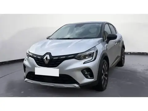 Used RENAULT CAPTUR Petrol 2023 Ad 