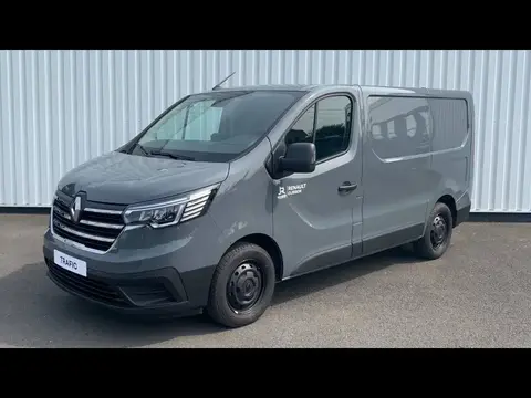 Used RENAULT TRAFIC Diesel 2023 Ad 