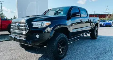 Used TOYOTA TACOMA Petrol 2017 Ad 