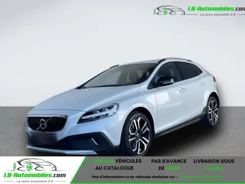 Used VOLVO V40 Petrol 2017 Ad 