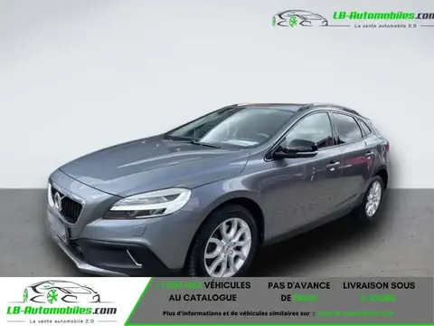 Annonce VOLVO V40 Essence 2018 d'occasion 