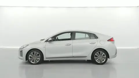 Used HYUNDAI IONIQ Hybrid 2018 Ad 