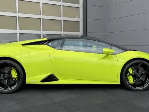 Used LAMBORGHINI HURACAN Petrol 2024 Ad 