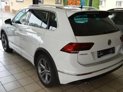 Used VOLKSWAGEN TIGUAN Petrol 2017 Ad 