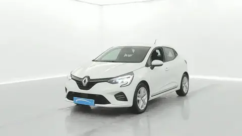 Used RENAULT CLIO Hybrid 2021 Ad 