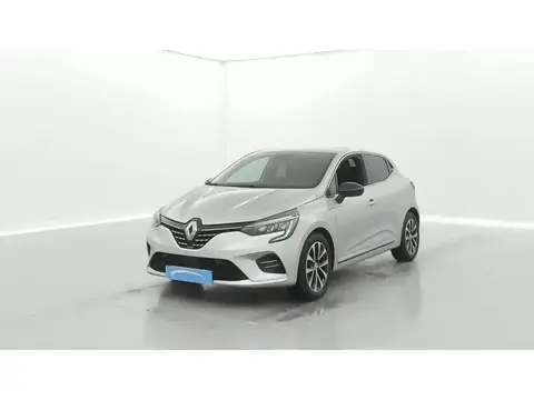 Used RENAULT CLIO Petrol 2023 Ad 