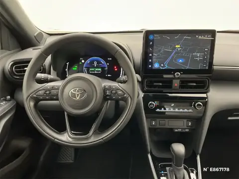 Used TOYOTA YARIS Hybrid 2024 Ad 