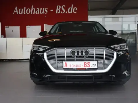 Used AUDI E-TRON Electric 2021 Ad 