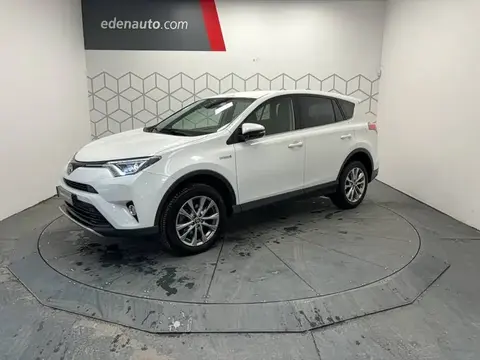 Used TOYOTA RAV4 Hybrid 2017 Ad 