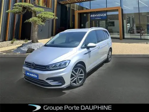 Used VOLKSWAGEN TOURAN Petrol 2022 Ad 