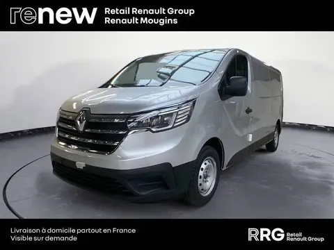 Used RENAULT TRAFIC Diesel 2024 Ad 