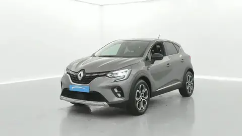 Used RENAULT CAPTUR Petrol 2022 Ad 