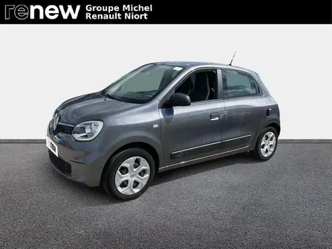 Used RENAULT TWINGO Petrol 2021 Ad 