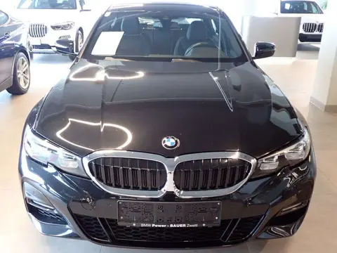 Used BMW SERIE 3 Petrol 2019 Ad 