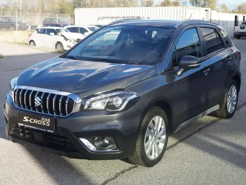 Used SUZUKI SX4 Petrol 2017 Ad 