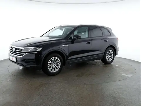 Used VOLKSWAGEN TOUAREG Diesel 2019 Ad 