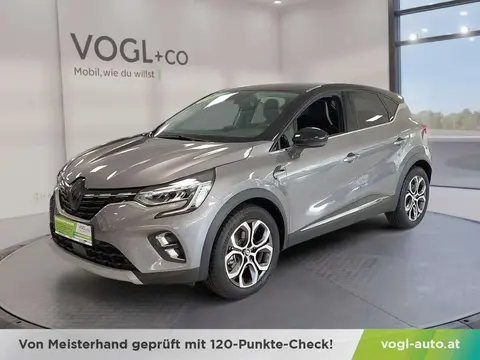 Used RENAULT CAPTUR Hybrid 2023 Ad 