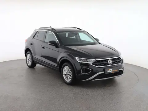 Used VOLKSWAGEN T-ROC Petrol 2022 Ad 