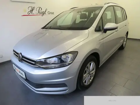 Used VOLKSWAGEN TOURAN Petrol 2021 Ad 