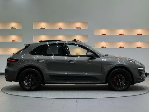 Used PORSCHE MACAN Petrol 2018 Ad 