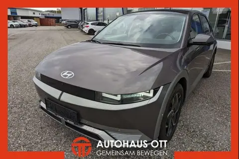 Used HYUNDAI IONIQ Electric 2021 Ad 