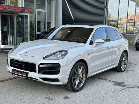 Used PORSCHE CAYENNE Hybrid 2021 Ad 